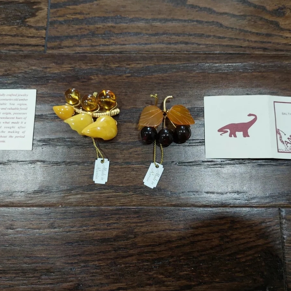 2 BALTIC AMBER BROOCH BERRIES WITH LEAVES MADE IN RUSSIA